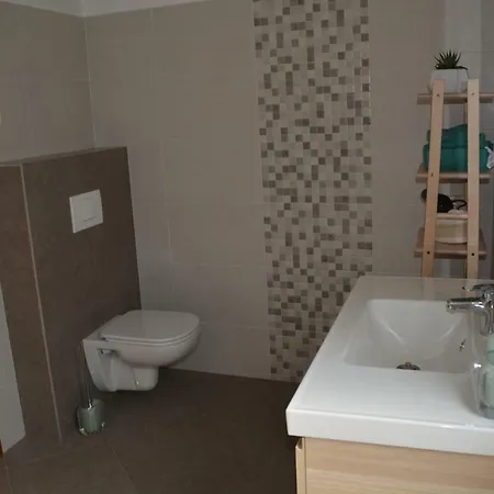 아파트 Apartma Zala *
